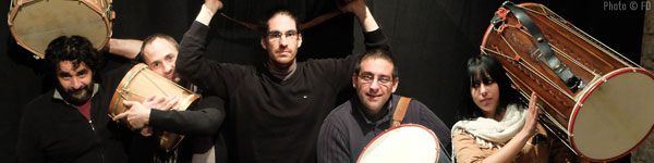 Alexandros Markeas et le Grand Ensemble de galoubets-tambourins © FD